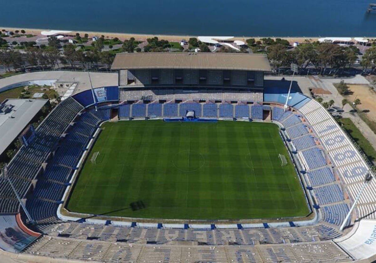 El Nuevo Colombino acoge el duelo entre el Decano y el Atlético Baleares