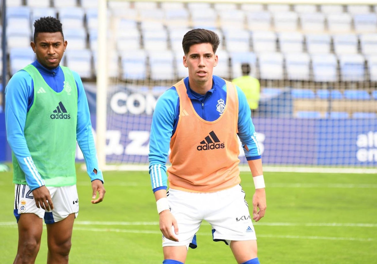 Alberto Trapero junto a Josiel Núñez antes de un partido en el Nuevo Colombino