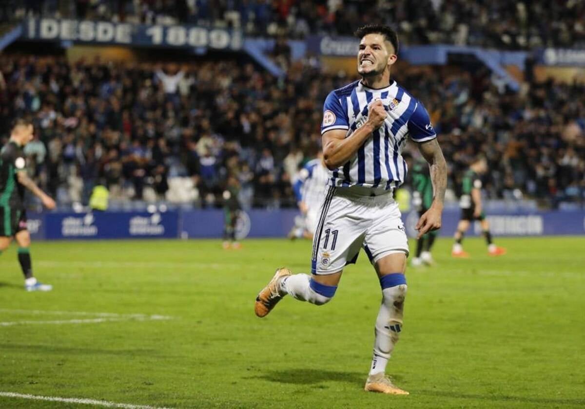 Caye Quintana celebrando el gol que consiguió en enero ante el Córdoba en el Nuevo Colombino