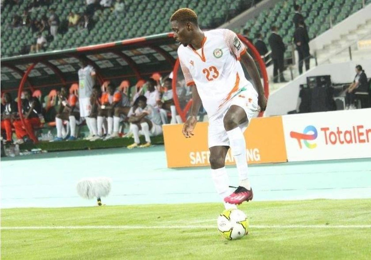 Rahim en un partido con la selección de Níger