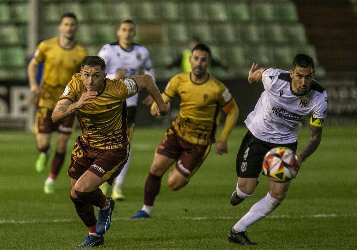 Manuel Bonaque durante el Mérida-Córdoba de la pasada temporada liguera