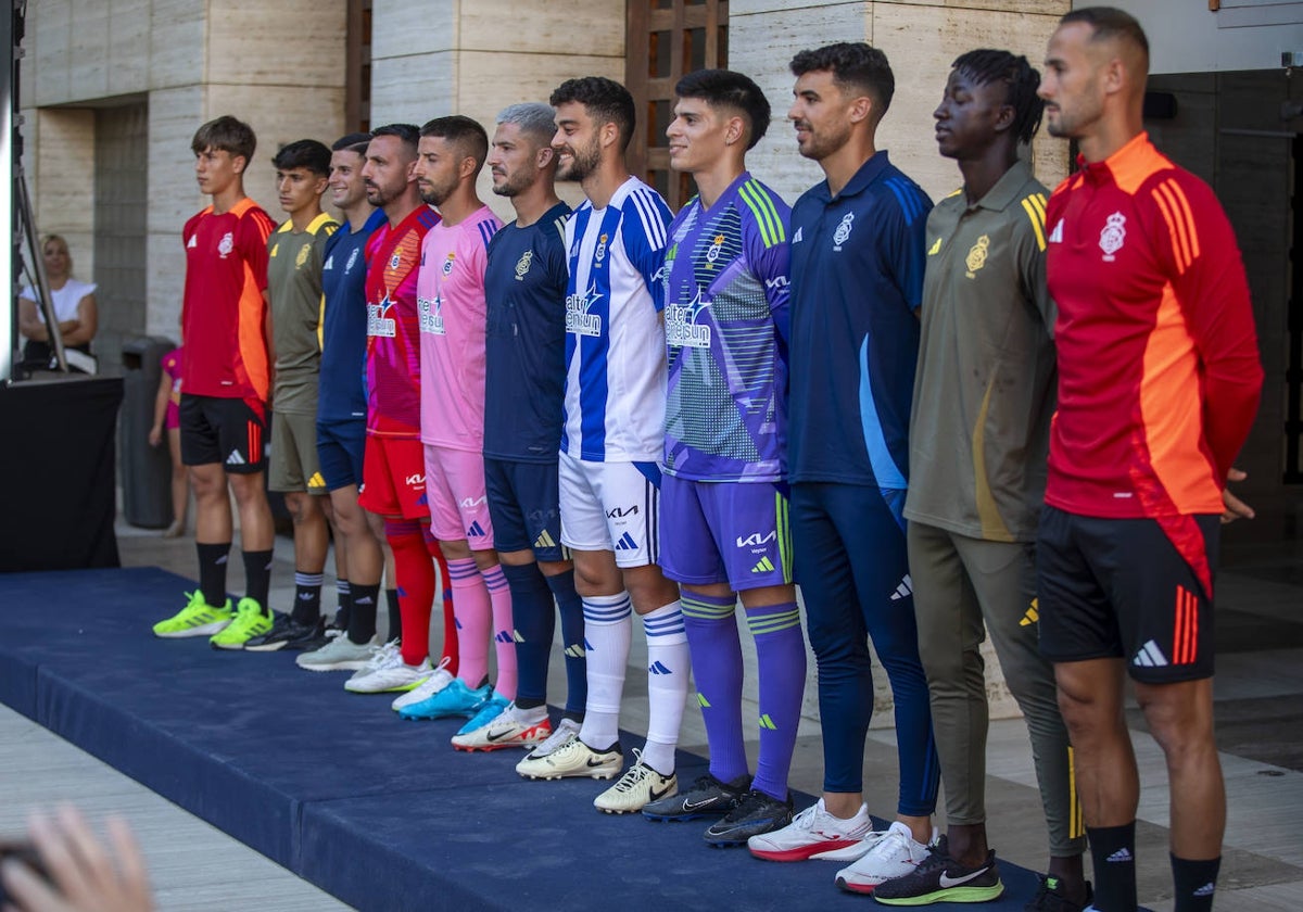 Las equipaciones que lucirá el Recreativo de Huelva 2024/25 en entrenamientos y partidos