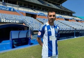 Zelu, a por todas en el Recreativo: «Soy un jugador rápido, con experiencia, llegada, buen golpeo y gol»
