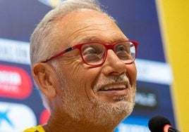 Miguel Álvarez: «El Recreativo basa su juego en el fútbol directo y nos va a exigir mucho a nivel defensivo»