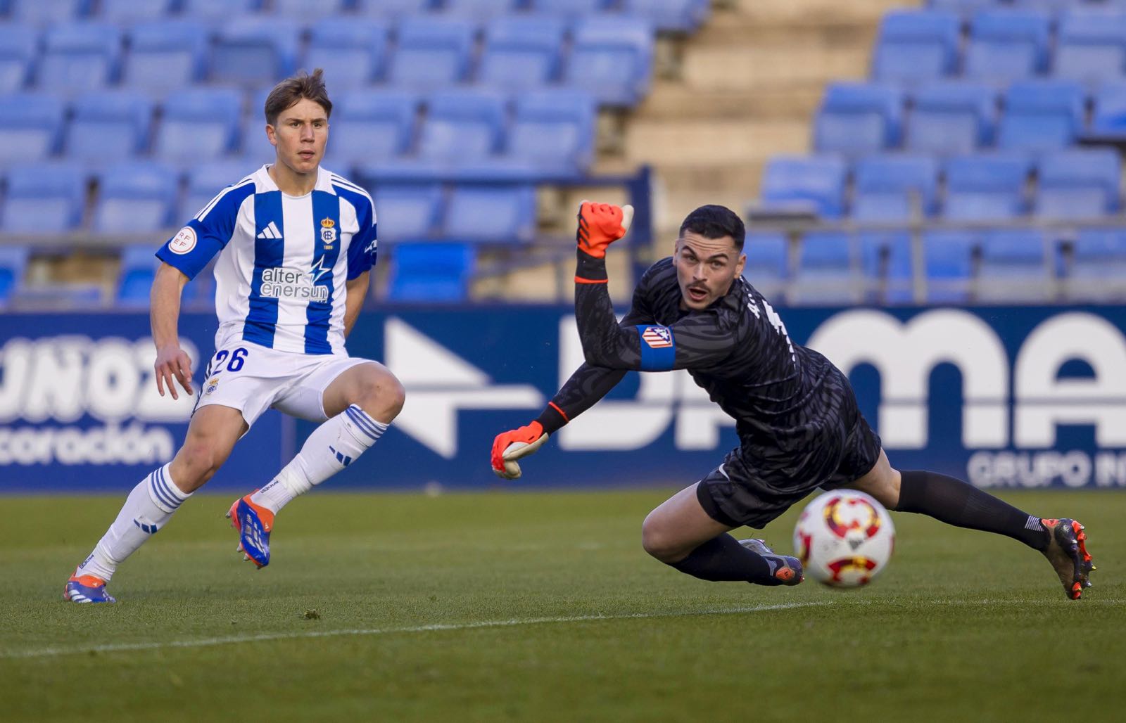 Las mejores imágenes del Recreativo - Atlético de Madrid B