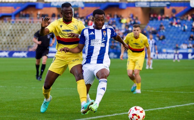 Imagen principal - Crónica Recreativo - Sanluqueño: Otra final por la permanencia que el Decano no sabe ganar (0-0)