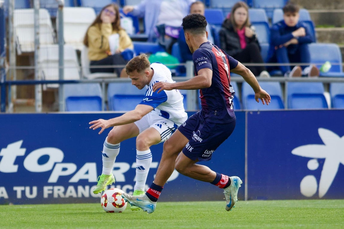 Las mejores imágenes de la victoria del Recreativo ante el Yeclano