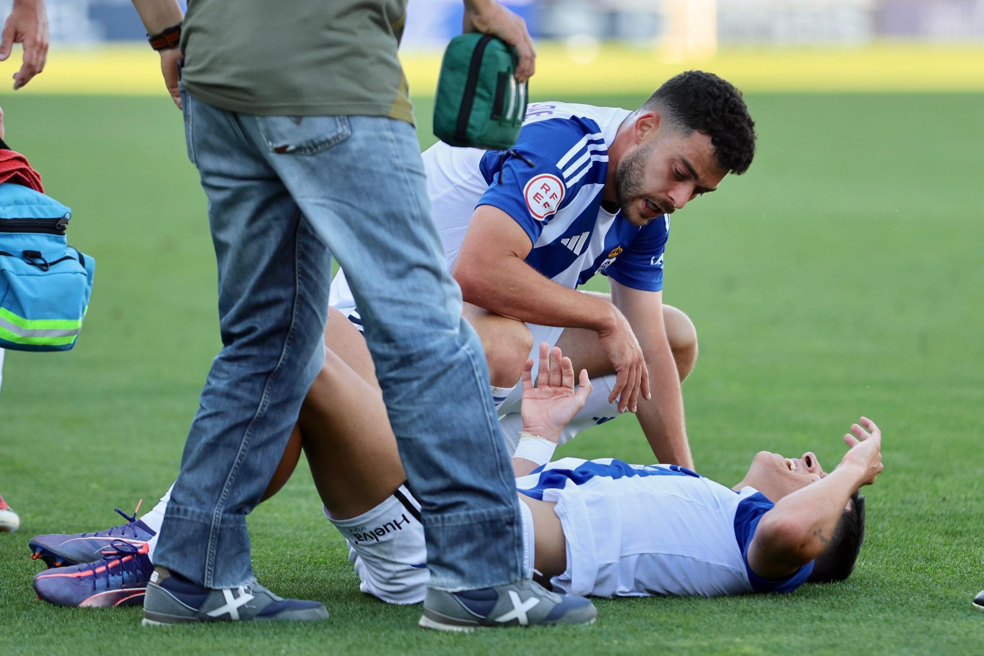 El descenso del Recreativo de Huelva tras perder con el Mérida, en imágenes