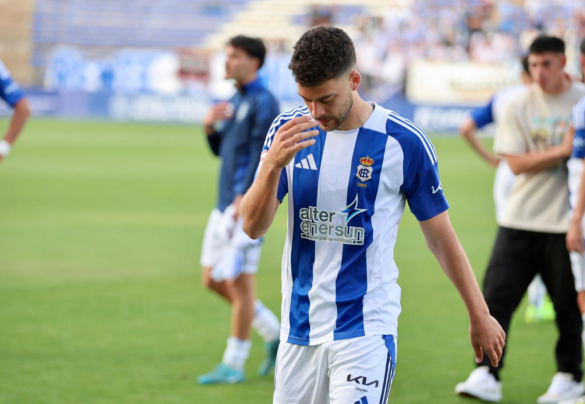 El descenso del Recreativo de Huelva tras perder con el Mérida, en imágenes