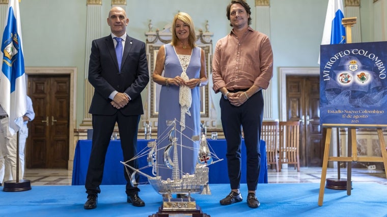 El 56 Trofeo Colombino arranca con un pregón de Nardy Lafuente lleno de memoria y emoción