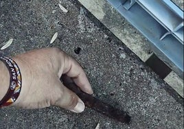 Un aficionado del Recreativo se queja por encontrar esto en el Colombino: «Debajo del asiento me encuentro esto»