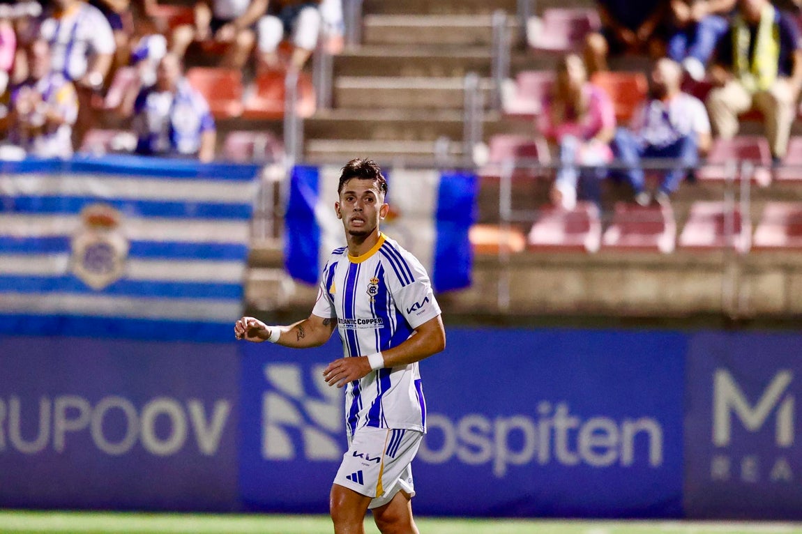Las imágenes de la victoria del Recre en Estepona