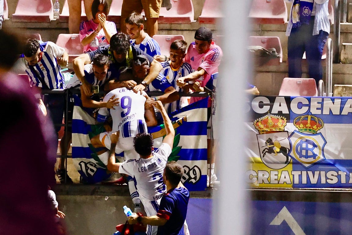 Las imágenes de la victoria del Recre en Estepona