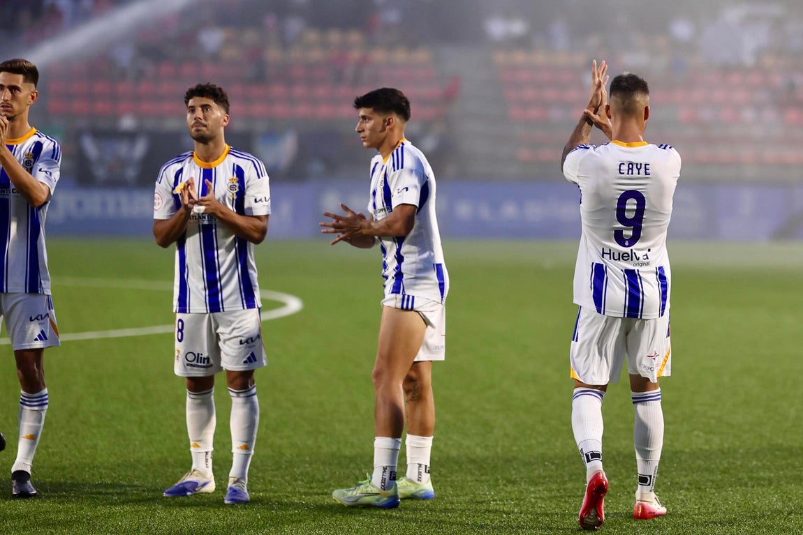 Las imágenes de la victoria del Recre en Estepona