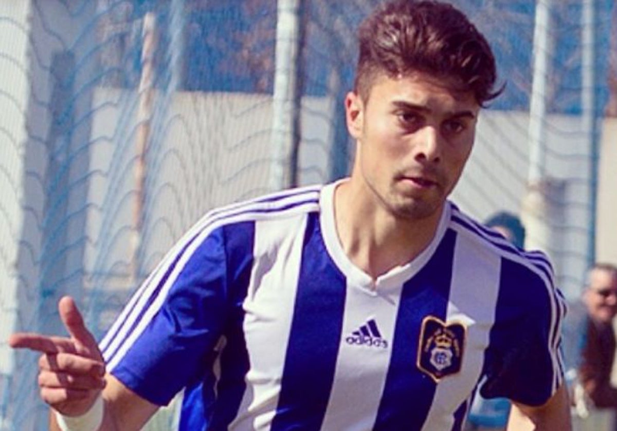 José Naranjo en un partido con el filial del Recreativo de Huelva