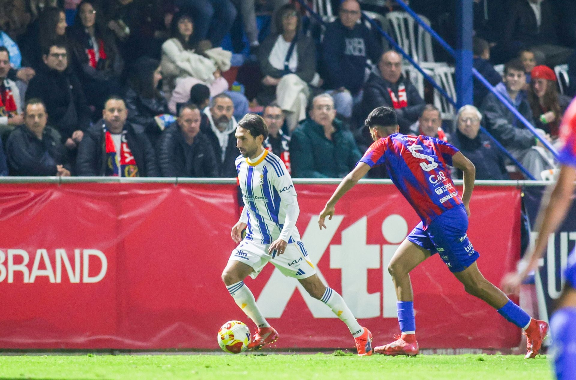 Las imágenes de la derrota del Recreativo ante el Yeclano en La Constitución