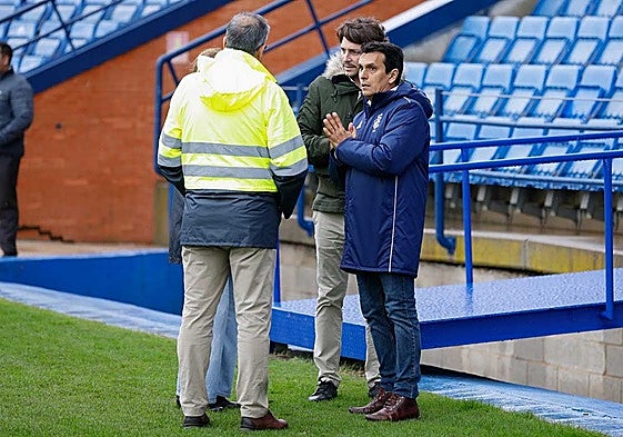 El presidente del Recreativo, a pie de campo en el Nuevo Colombino