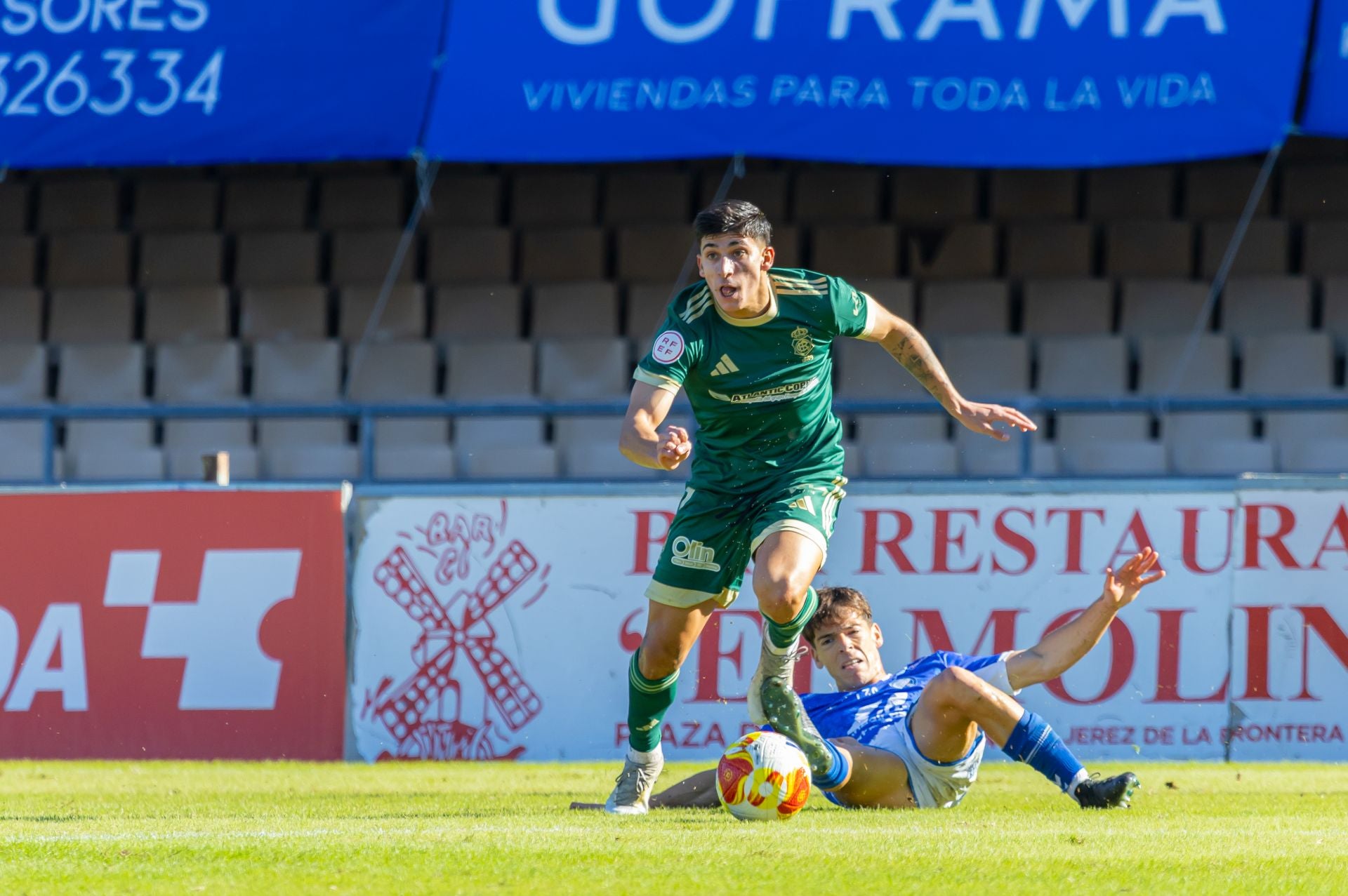 Las mejores imágenes del agridulce empate del Recre en Chapín