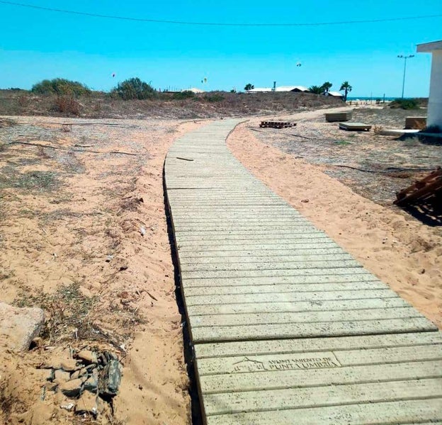 La nueva pasarela de La Canaleta, en Punta Umbría