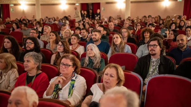 Público en el Gran Teatro durante la proyección de una película