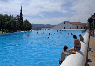 El runrún: : No, la laguna no es un resort