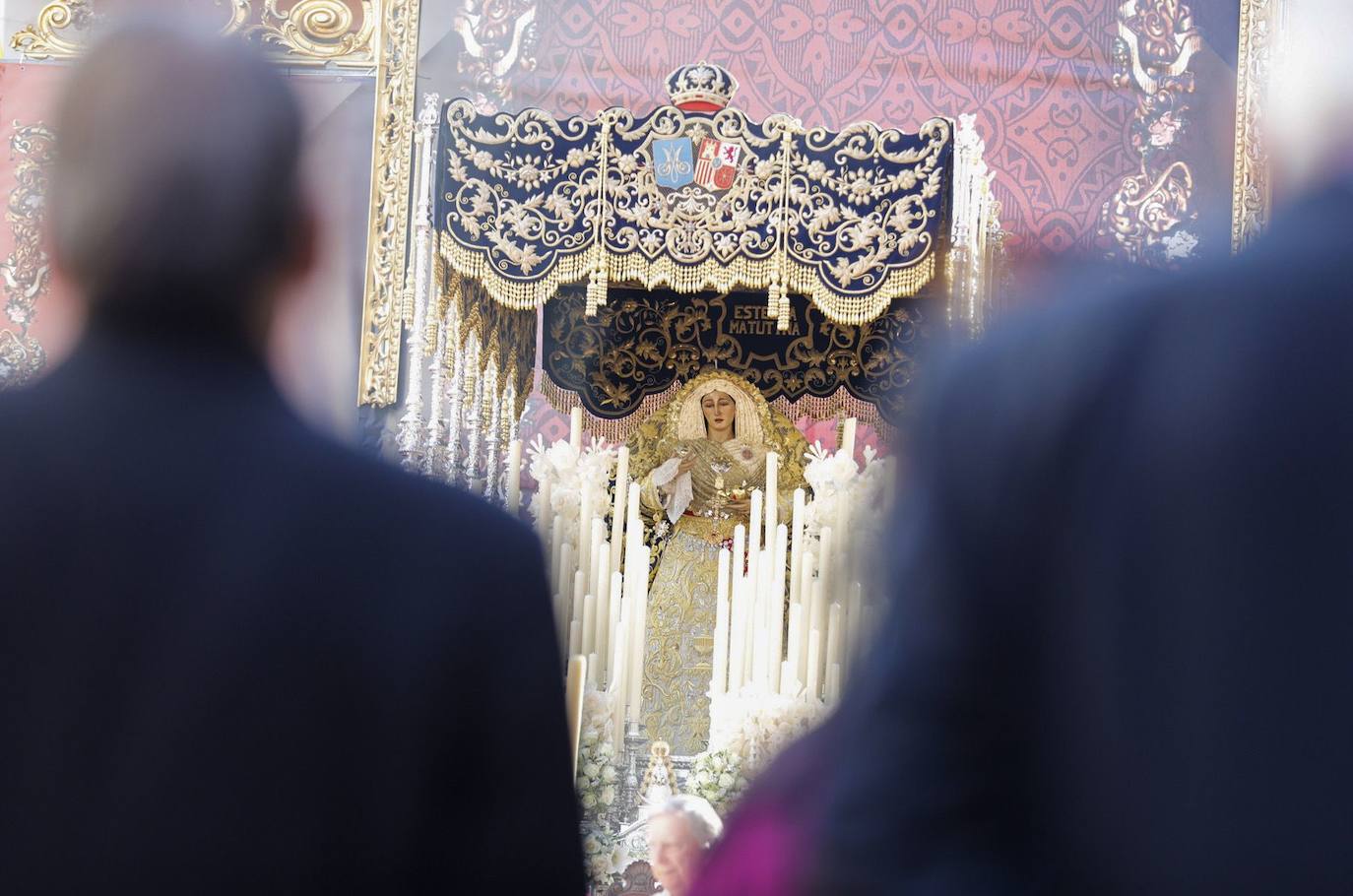 La coronación de la Virgen de la Amargura de Huelva, en imágenes