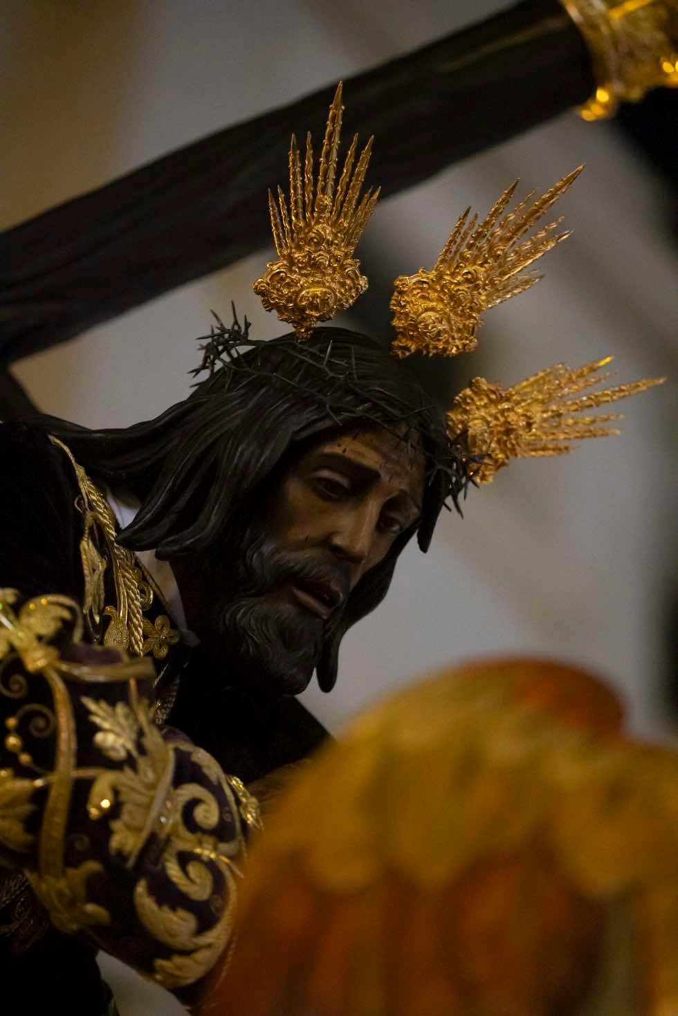 El Lunes Santo de Huelva, en imágenes