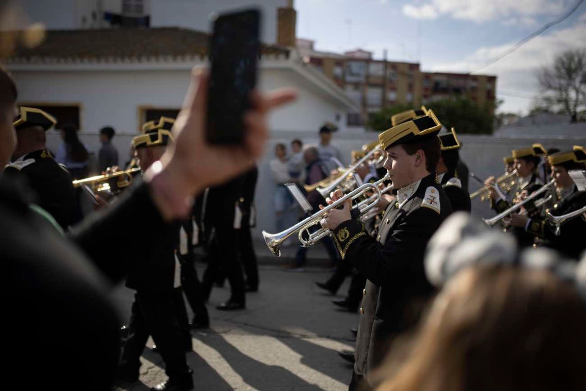 El Lunes Santo de Huelva, en imágenes