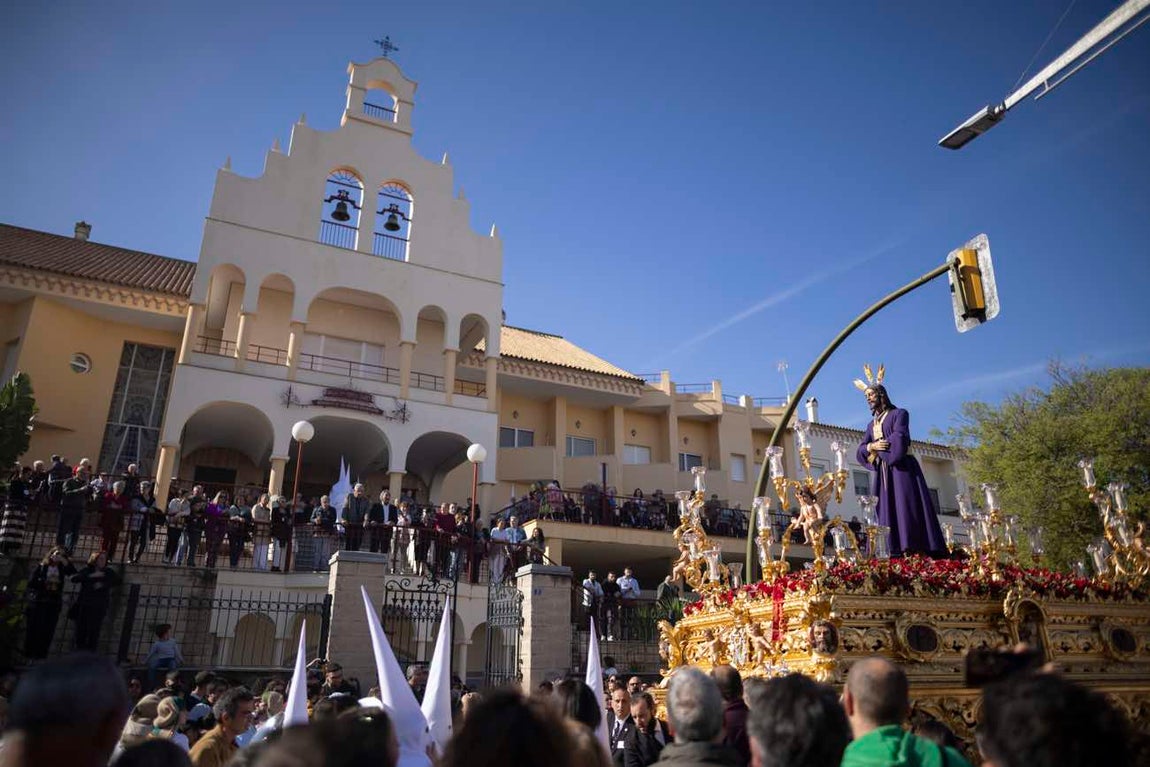 El Lunes Santo de Huelva, en imágenes