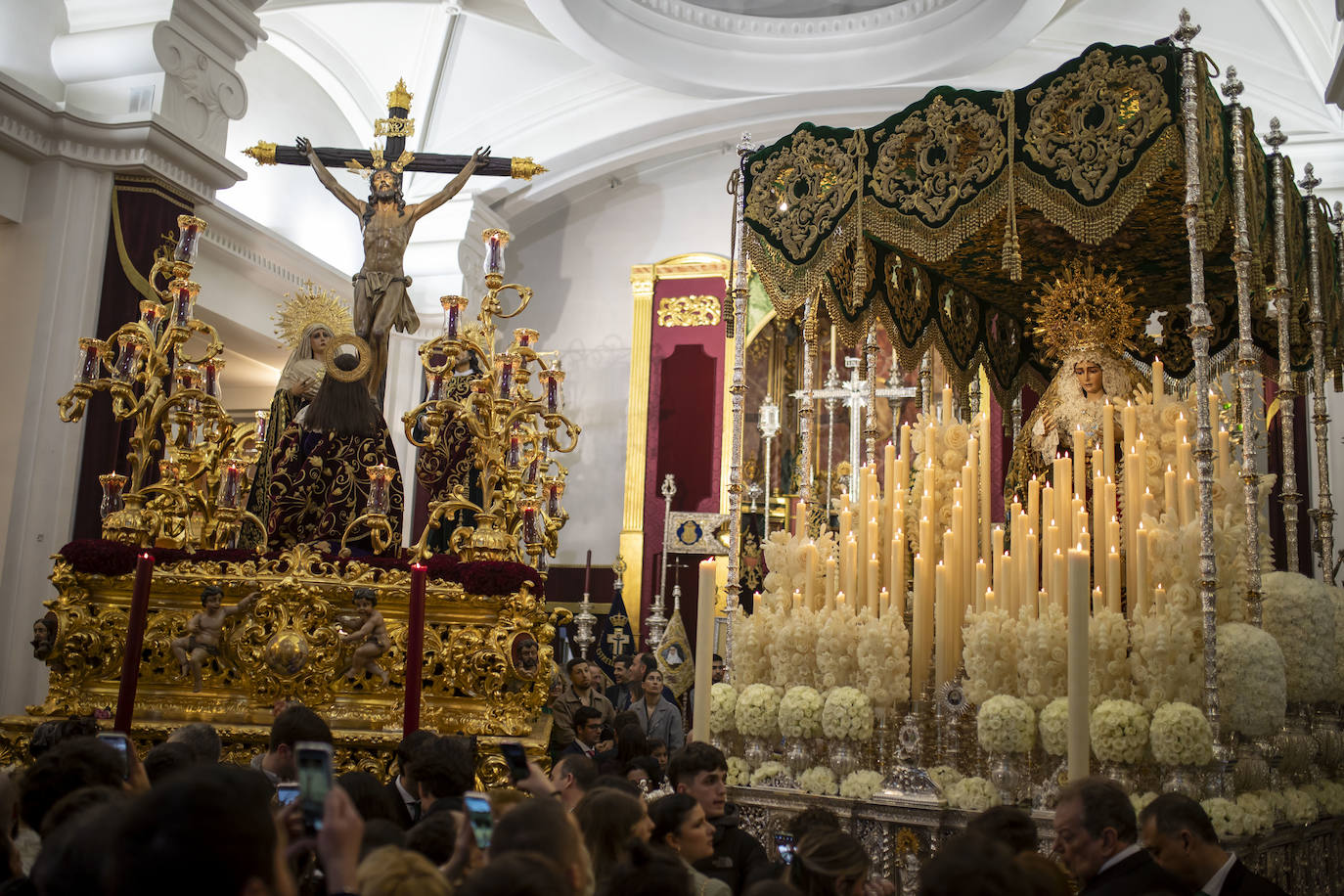 El Miércoles Santo de Huelva, en imágenes