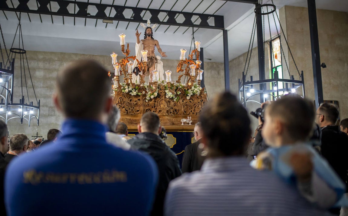 El Domingo de Resurreción de Huelva, en imágenes