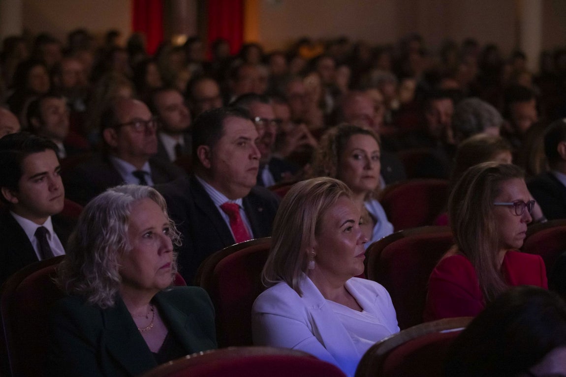 Las mejores imágenes del pregón de la Semana de Huelva