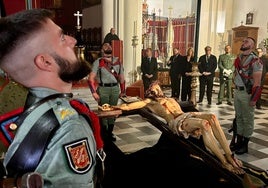 El vídeo de los cambios de guardia de la Legión Española en la iglesia de la Concepción
