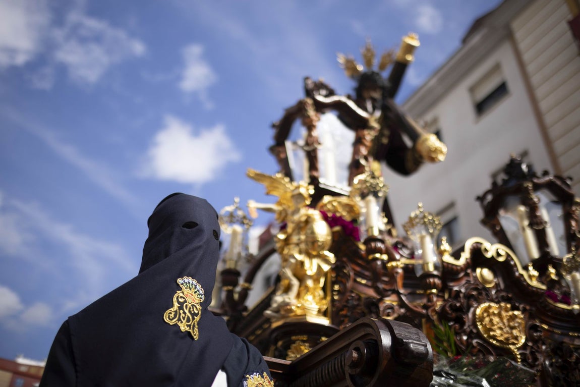 Las imágenes que ha dejado el Domingo de Ramos en Huelva