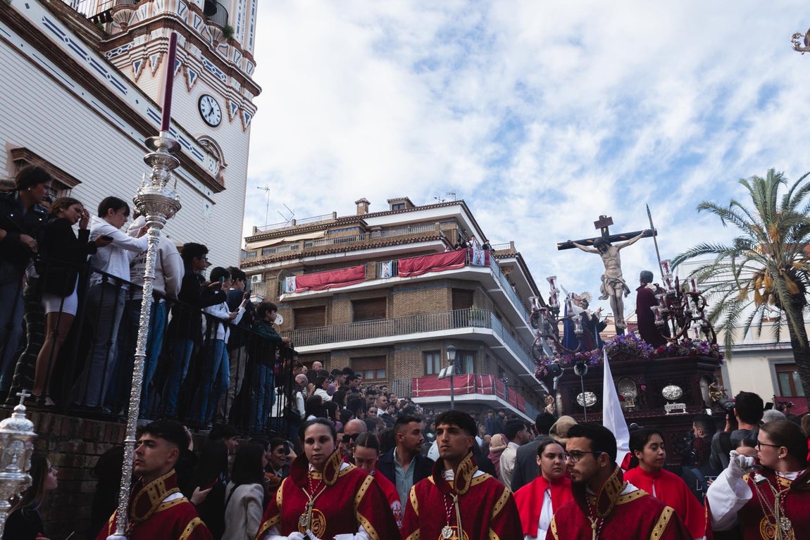 El Lunes Santo de Huelva, en imágenes
