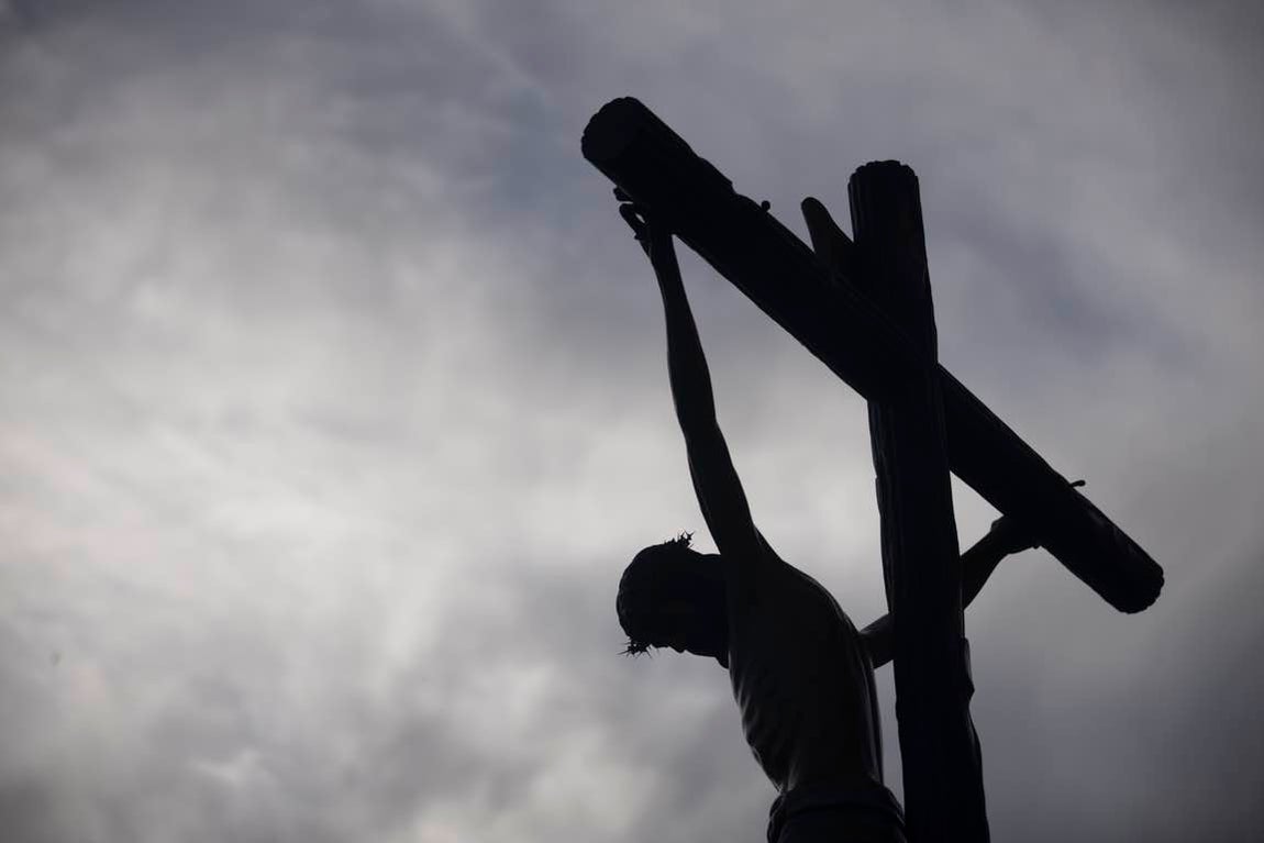 El Martes Santo de Huelva, en imágenes