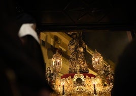 Huelva sigue los pasos del Señor en la Madrugá más esperada