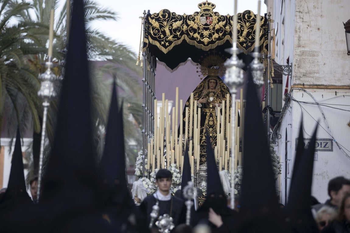 Viernes Santo: El cortejo fúnebre del Santo Entierro
