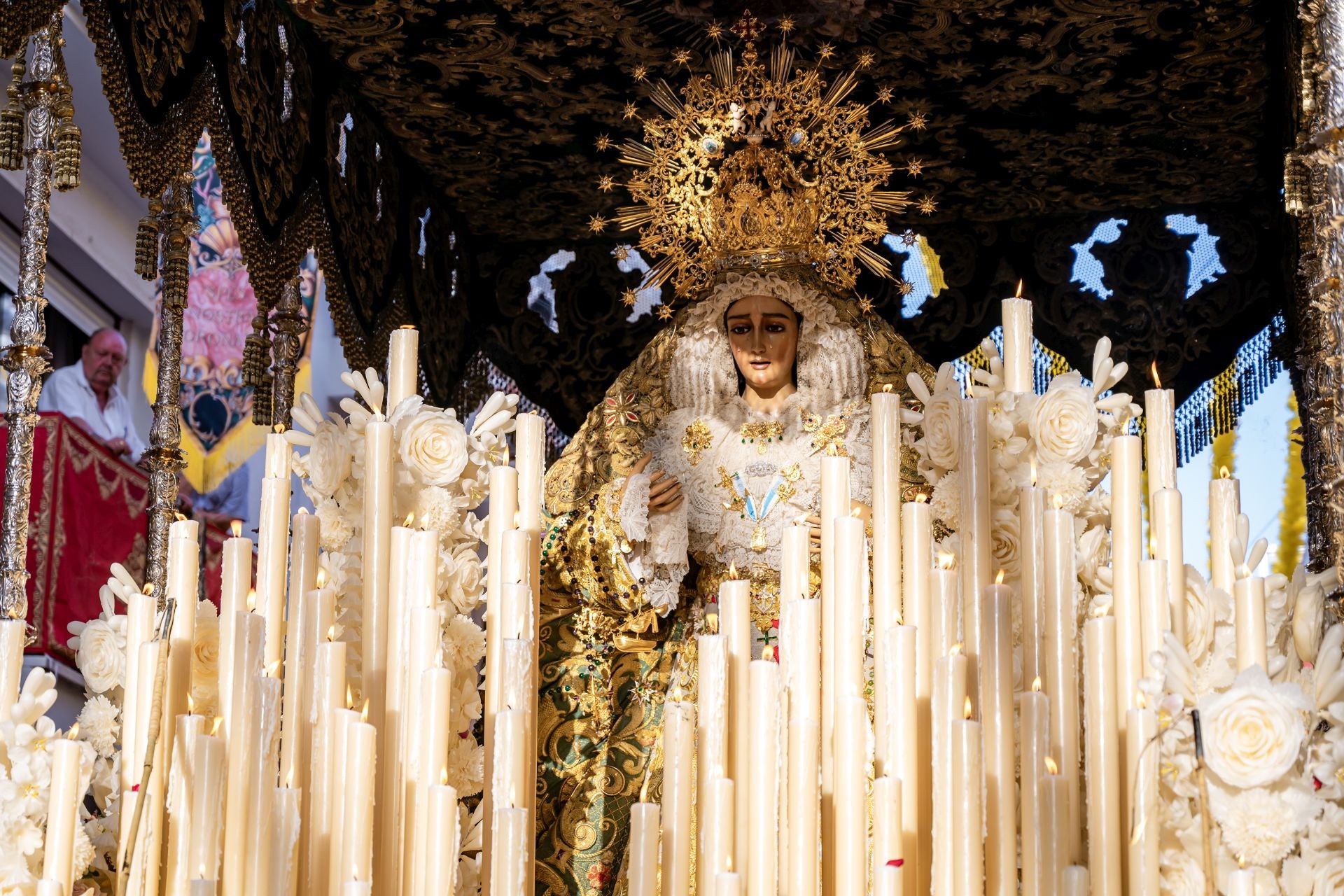 Así fue la noche más especial de la Esperanza, en imágenes