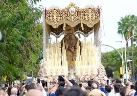 Magna Mariana de Huelva: La Virgen del Rosario, protagonista con su manto