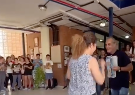 Pepe Toscano, director del IES Francisco Garfias de Moguer, «en shock todo el día» tras este homenaje por su jubilación