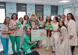 CSIF dona material a la unidad de Pediatría del Hospital Juan Ramón Jiménez de Huelva