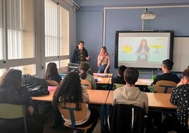 El programa educativo Stay Healthy enseña a más de mil jóvenes de Huelva y Campo de Gibraltar a cuidar su salud mental