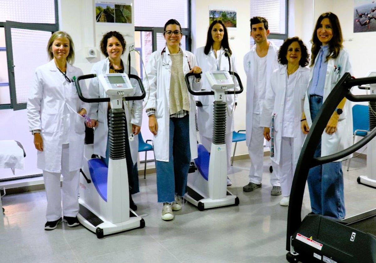 Los miembros de la Unidad de Cardiología del Hospital Juan Ramón Jiménez de Huelva