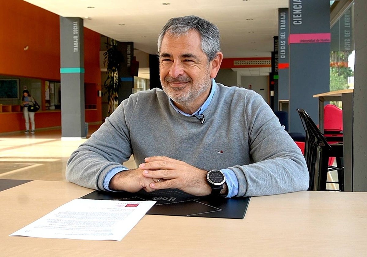 El director de Estrategia Digital de la UHU, Manuel de la Villa