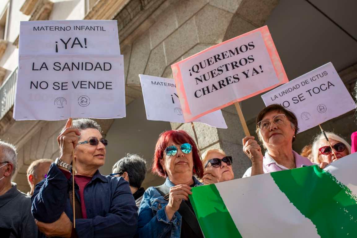 La protesta de la Marea Blanca, en imágenes