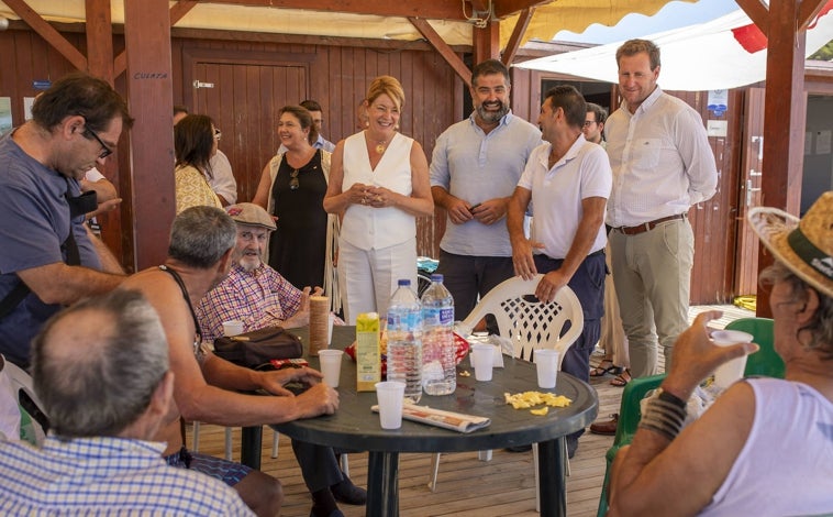 Imagen principal - Arranca la nueva edición del programa 'Un baño sin barreras', que cumple 25 años