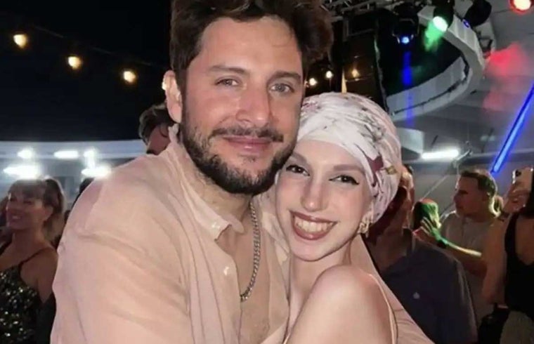 Manuel y Elena la noche que él le dedicó la canción en un concierto