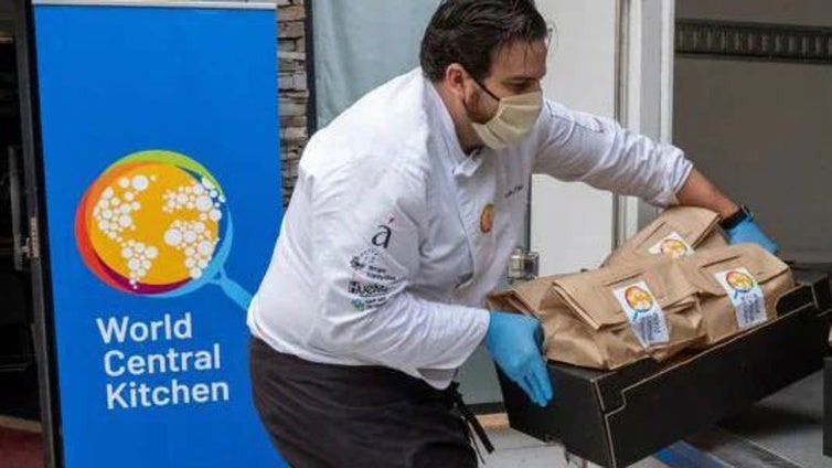Xanty Elías se une a la ONG World Central Kitchen que dirige el chef José Andrés para ayudar a los afectados por la DANA en Valencia
