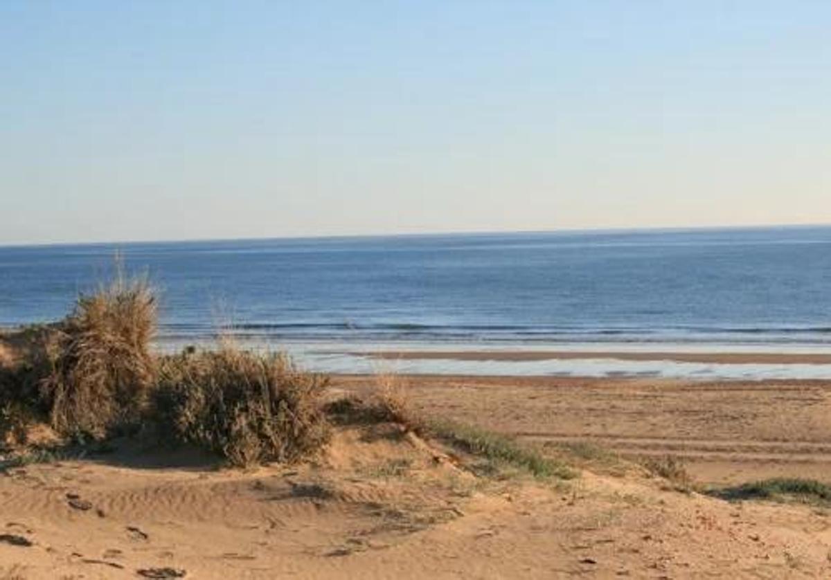 Imagen de archivo de la playa de Mazagón